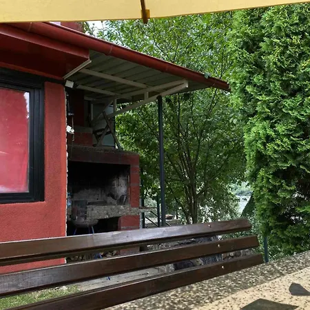 Vikendica Drinski Dar